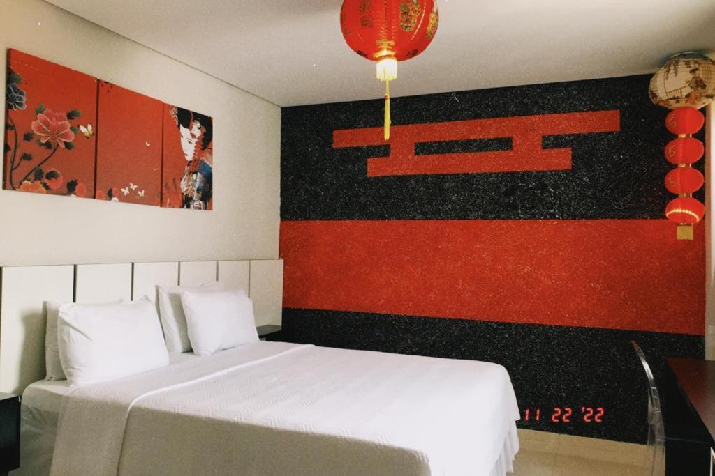 Pak Suites Hotel Luis Eduardo Magalhaes Exterior photo