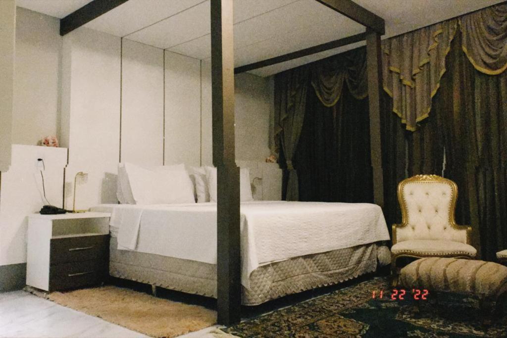 Pak Suites Hotel Luis Eduardo Magalhaes Exterior photo